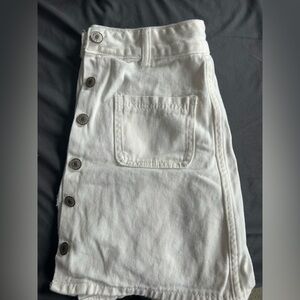 SHEIN White Button-Front Skirt